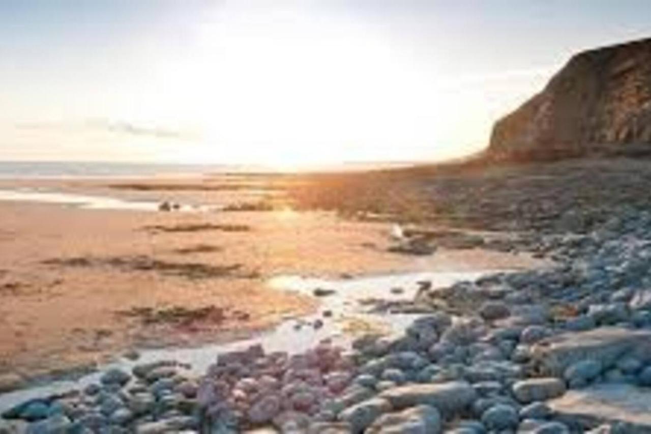 1-Bed Cottage On Coastal Pathway In South Wales Gileston المظهر الخارجي الصورة